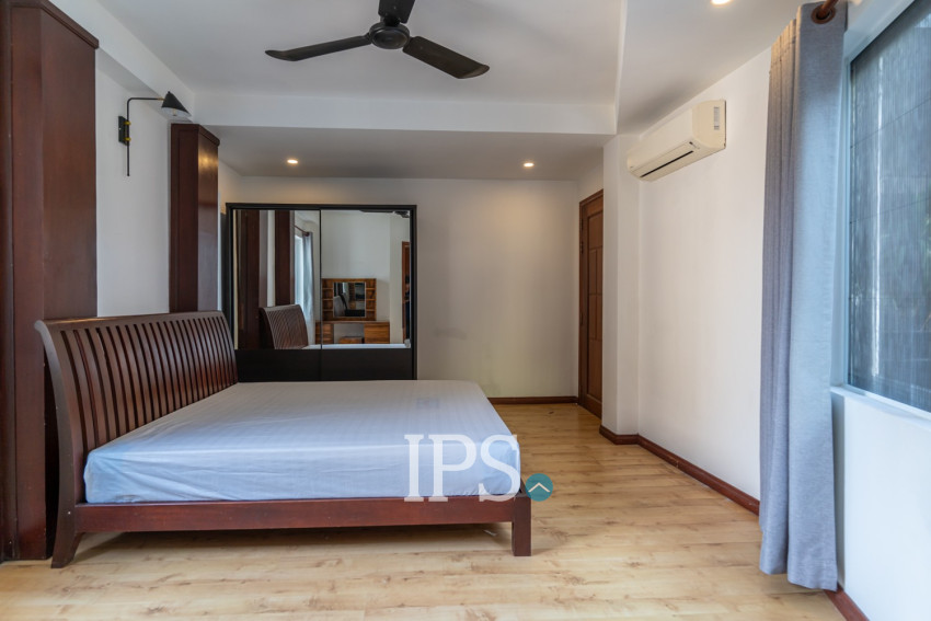 2 Bedroom Serviced Apartment For Rent - Tonle Bassac, Phnom Penh