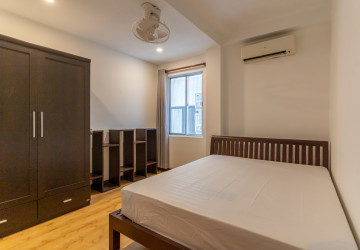2 Bedroom Serviced Apartment For Rent - Tonle Bassac, Phnom Penh thumbnail