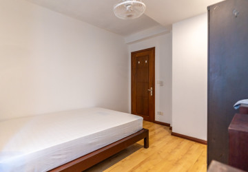 2 Bedroom Serviced Apartment For Rent - Tonle Bassac, Phnom Penh thumbnail
