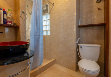 2 Bedroom Serviced Apartment For Rent - Tonle Bassac, Phnom Penh thumbnail