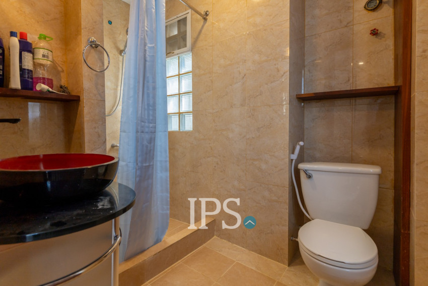 2 Bedroom Serviced Apartment For Rent - Tonle Bassac, Phnom Penh