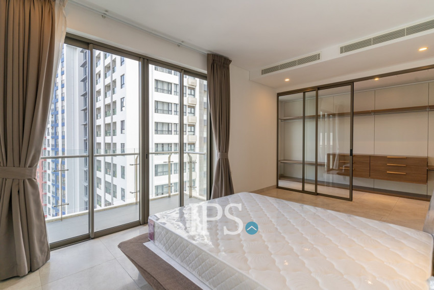 12th Floor 3 Bedroom Apartment For Sale - Embassy Residences, Tonle Bassac,  Phnom Penh