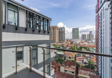 12th Floor 3 Bedroom Apartment For Sale - Embassy Residences, Tonle Bassac,  Phnom Penh thumbnail
