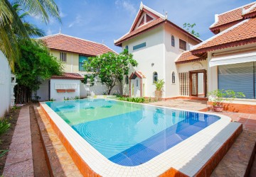 3 Bedroom Villa For Rent -  Svay Dangkum, Siem Reap thumbnail