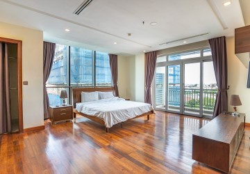 2 Bedroom Apartment For Rent in BKK1, Phnom Penh thumbnail