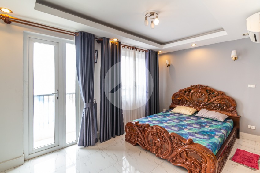 3 Bedroom Apartment For Rent in 7 Makara, Phnom Penh