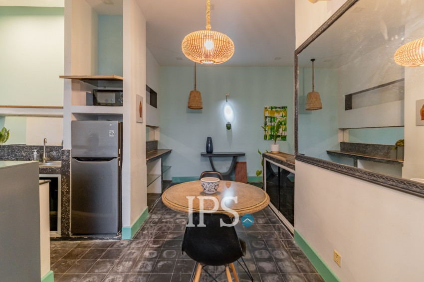 Renovated 2 Bedroom Apartment For Rent - Beoung Raing, Phnom Penh