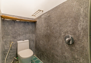 Renovated 2 Bedroom Apartment For Rent - Beoung Raing, Phnom Penh thumbnail