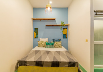 Renovated 2 Bedroom Apartment For Rent - Beoung Raing, Phnom Penh thumbnail