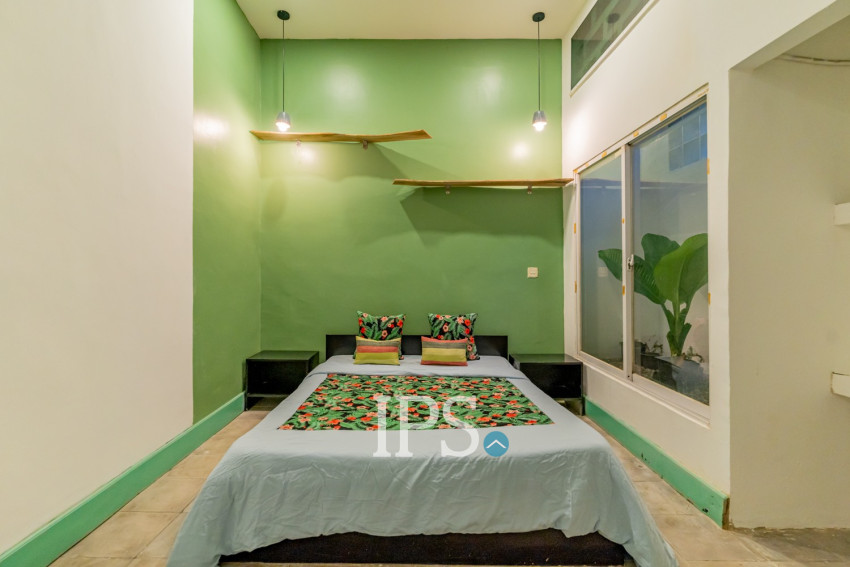 Renovated 2 Bedroom Apartment For Rent - Beoung Raing, Phnom Penh