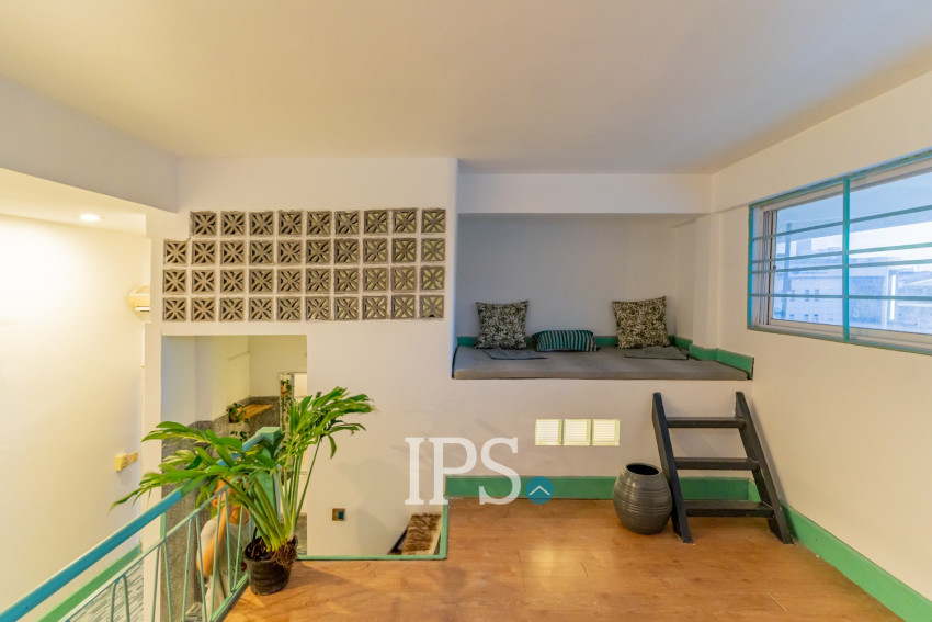 Renovated 2 Bedroom Apartment For Rent - Beoung Raing, Phnom Penh