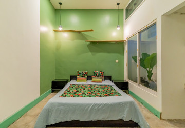 Renovated 2 Bedroom Apartment For Rent - Beoung Raing, Phnom Penh thumbnail