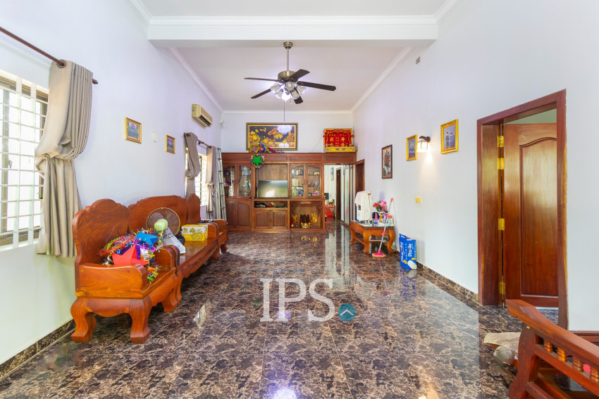 5 Bedroom House For Rent - Sala Kareuk, Siem Reap