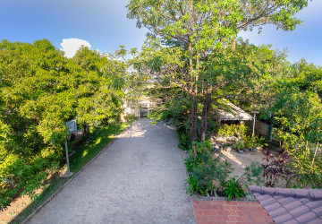 5 Bedroom House For Rent - Sala Kareuk, Siem Reap thumbnail