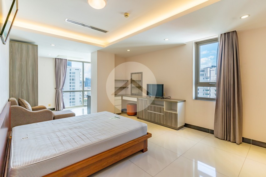 2 Bedroom Penthouse Serviced Apartment for Rent - BKK1, Phnom Penh