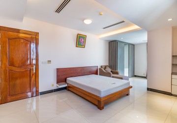 2 Bedroom Penthouse Serviced Apartment for Rent - BKK1, Phnom Penh thumbnail