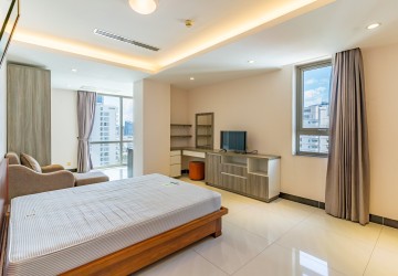 2 Bedroom Penthouse Serviced Apartment for Rent - BKK1, Phnom Penh thumbnail