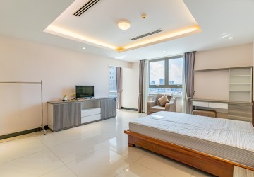 2 Bedroom Penthouse Serviced Apartment for Rent - BKK1, Phnom Penh thumbnail