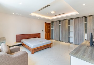 2 Bedroom Penthouse Serviced Apartment for Rent - BKK1, Phnom Penh thumbnail