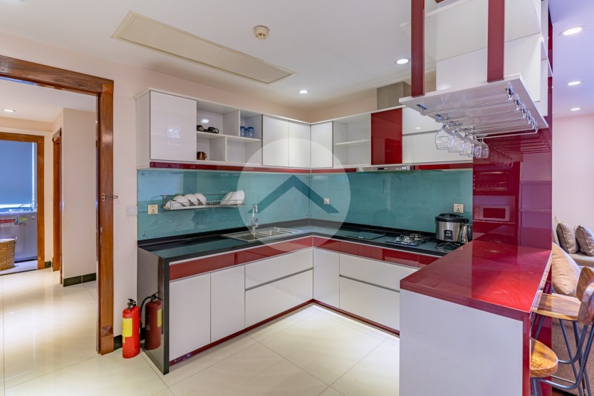 2 Bedroom Penthouse Serviced Apartment for Rent - BKK1, Phnom Penh