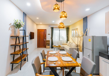 1 Bedroom Serviced Apartment For Rent - Phsar Kandal 1, Phnom Penh thumbnail