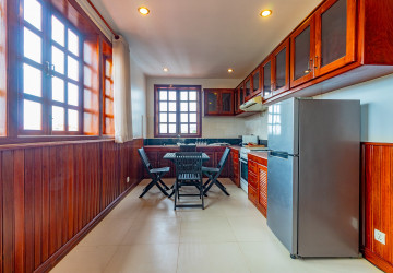 2 Bedroom Apartment For Rent - Kouk Chak, Siem Reap thumbnail