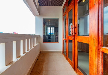 2 Bedroom Apartment For Rent - Kouk Chak, Siem Reap thumbnail