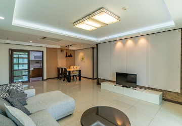 3 Bedroom Condo For Rent - De Castle, BKK1, Phnom Penh thumbnail