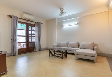 3 Bedroom Apartment For Rent - BKK2, Phnom Penh thumbnail