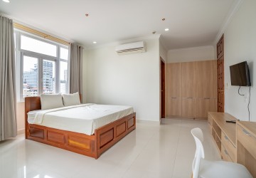 2 Bedroom Serviced Apartment for Rent - BKK1 thumbnail