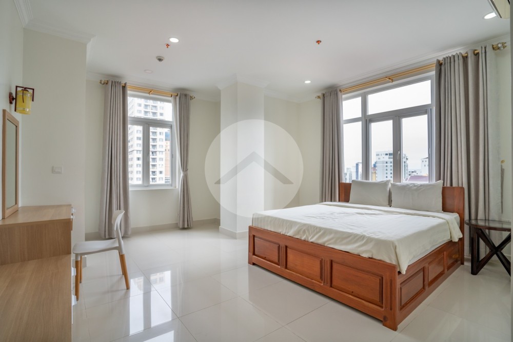 2 Bedroom Serviced Apartment For Rent - BKK1, Phnom Penh - Image 10