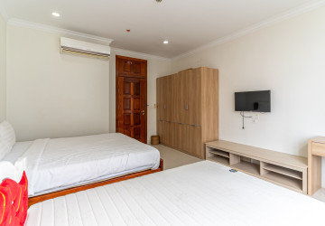 3 Bedroom Serviced Apartment For Rent - BKK1, Phnom Penh thumbnail