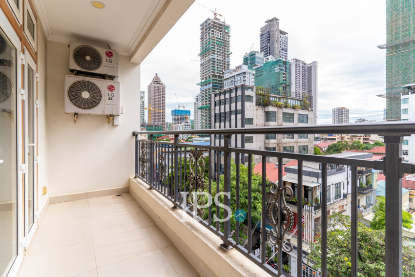 3 Bedroom Serviced Apartment For Rent - BKK1, Phnom Penh