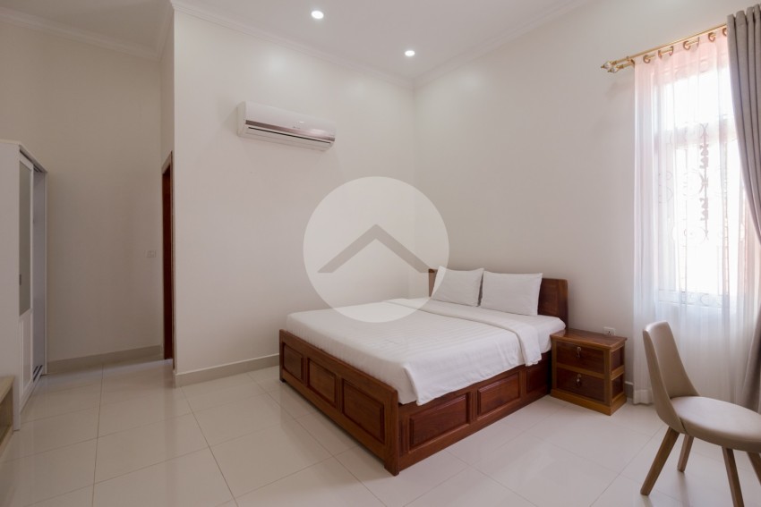 5 Bedroom Serviced Apartment For Rent - BKK1 , Phnom Penh