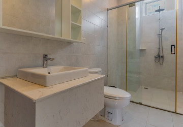 1 Bedroom Serviced Apartment for Rent - Tonle Bassac, Phnom Penh thumbnail