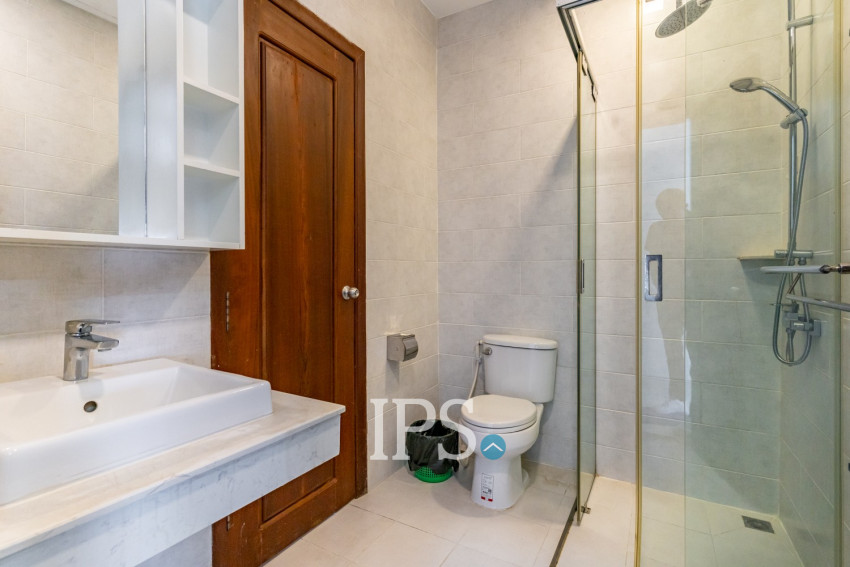 2 Bedroom Serviced Apartment For Rent - Tonle Bassac, Phnom Penh