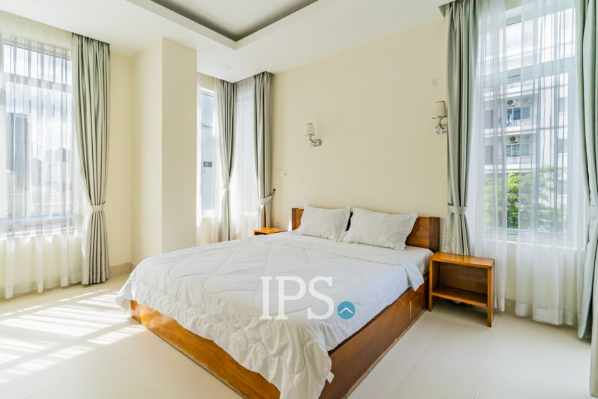 2 Bedroom Serviced Apartment For Rent - Tonle Bassac, Phnom Penh