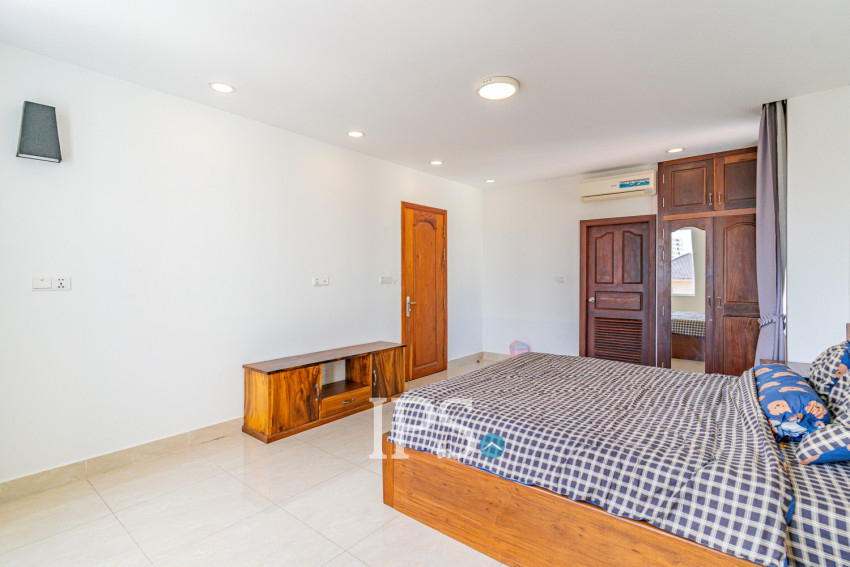 2 Bedroom Serviced Apartment For Rent - Toul Tum Poung 1, Phnom Penh