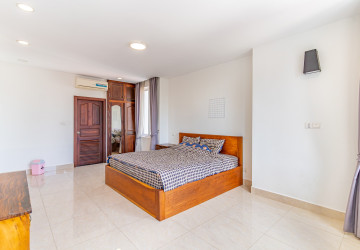 2 Bedroom Serviced Apartment For Rent - Toul Tum Poung 1, Phnom Penh thumbnail