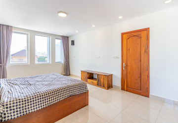 2 Bedroom Serviced Apartment For Rent - Toul Tum Poung 1, Phnom Penh thumbnail