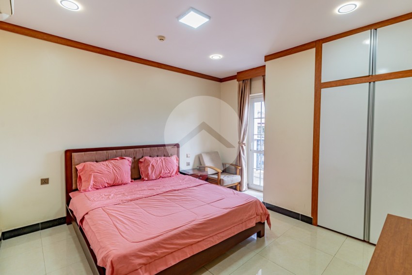 2 Bedroom Serviced Apartment For Rent - Tek Laak 1, Phnom Penh