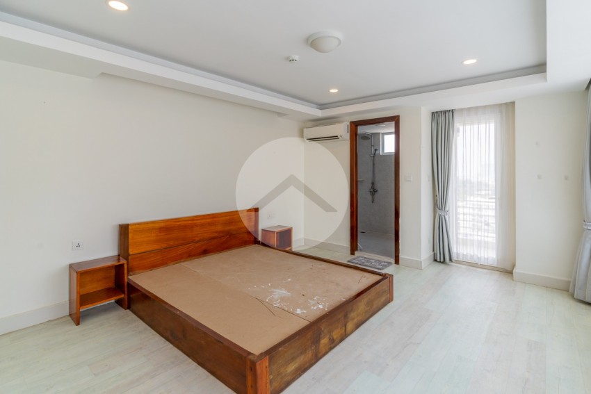 3 Bedroom Duplex Penthouse For Rent - Tonle Bassac, Phnom Penh