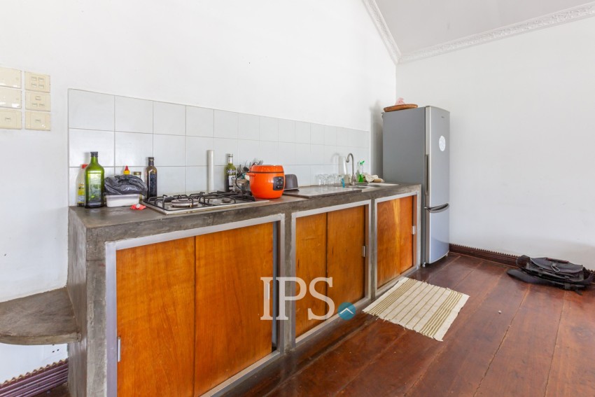 1 Bedroom Renovated Apartment For Rent - Phsar Kandal 1, Phnom Penh