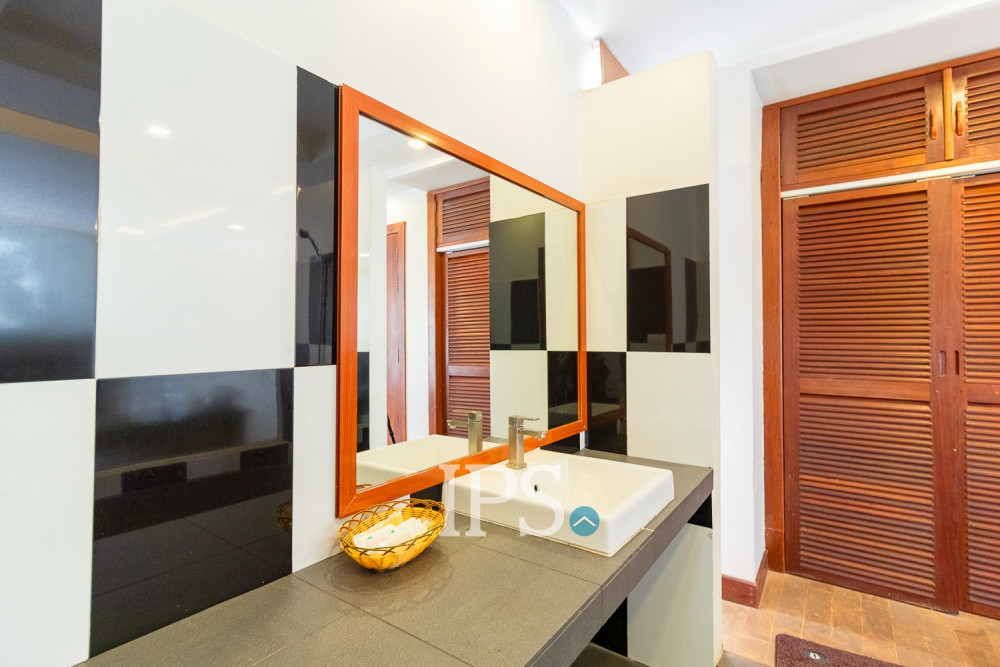 9 Bedroom Guesthouse For Rent - Svay Dungkum, Siem Reap - Image 18