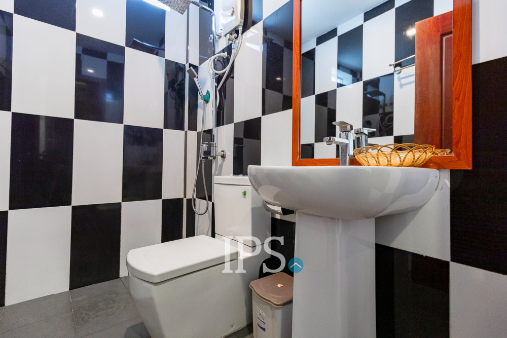 9 Bedroom Guesthouse For Rent - Svay Dungkum, Siem Reap - Image 24