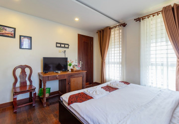 9 Bedroom Guesthouse For Rent - Svay Dungkum, Siem Reap thumbnail