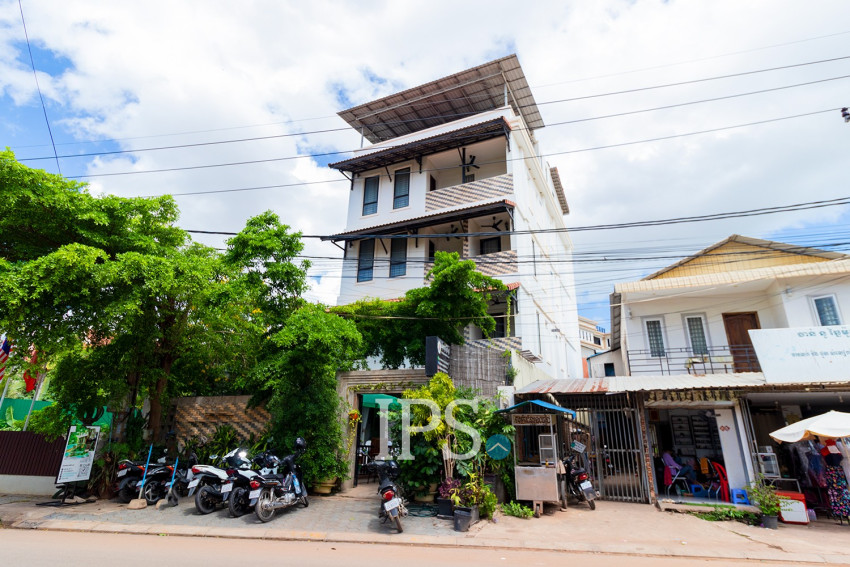 9 Bedroom Guesthouse For Rent - Svay Dungkum, Siem Reap