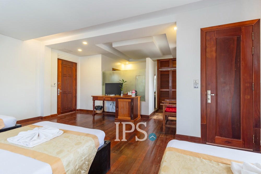 9 Bedroom Guesthouse For Rent - Svay Dungkum, Siem Reap - Image 9