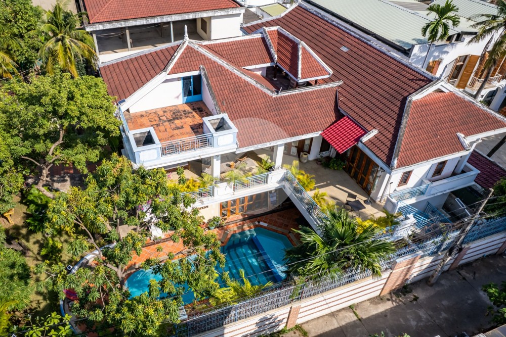 6 Bedroom Colonial  Villa For Sale - Tonle Bassac, Phnom Penh - Image 29