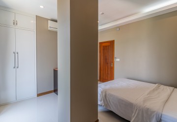 2 Bedroom Serviced Apartment For Rent - Phsar Daeum Thkov, Phnom Penh thumbnail